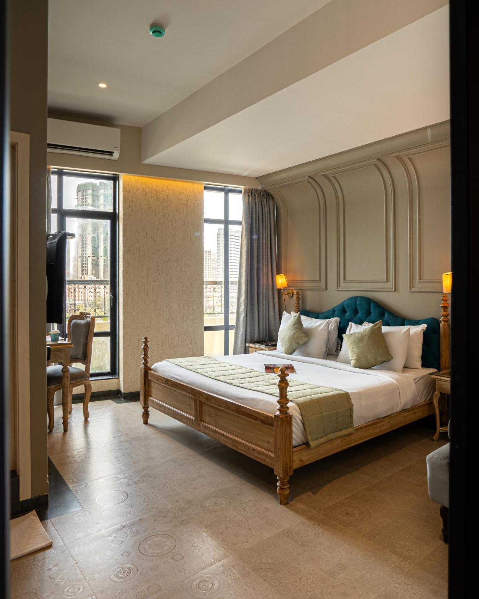 Arnna Hotel - Goregaon Mumbai Exterior photo